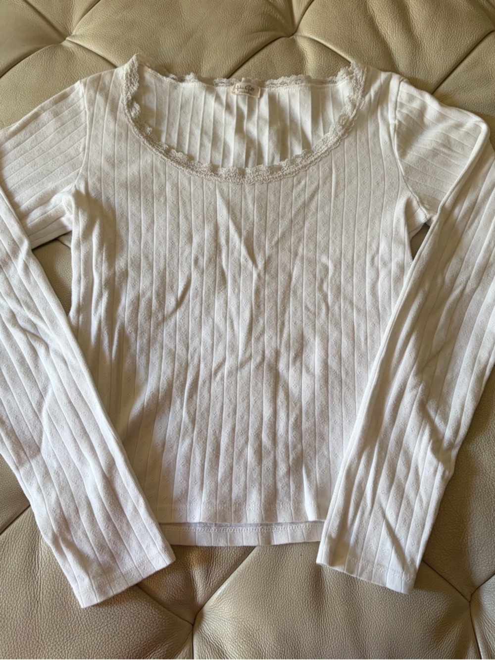 Brandy Melville White Lace-Trim Ribbed Long Sleeve Top